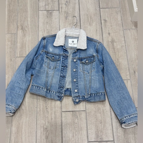 Old Navy Blue Jean Jacket with Cream Sherpa Collar & Sleeves - Picture 3 of 11